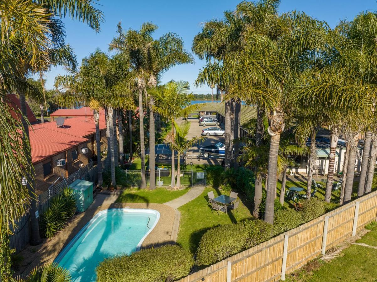 Sandbar Motel Лейкс-Энтранс Экстерьер фото